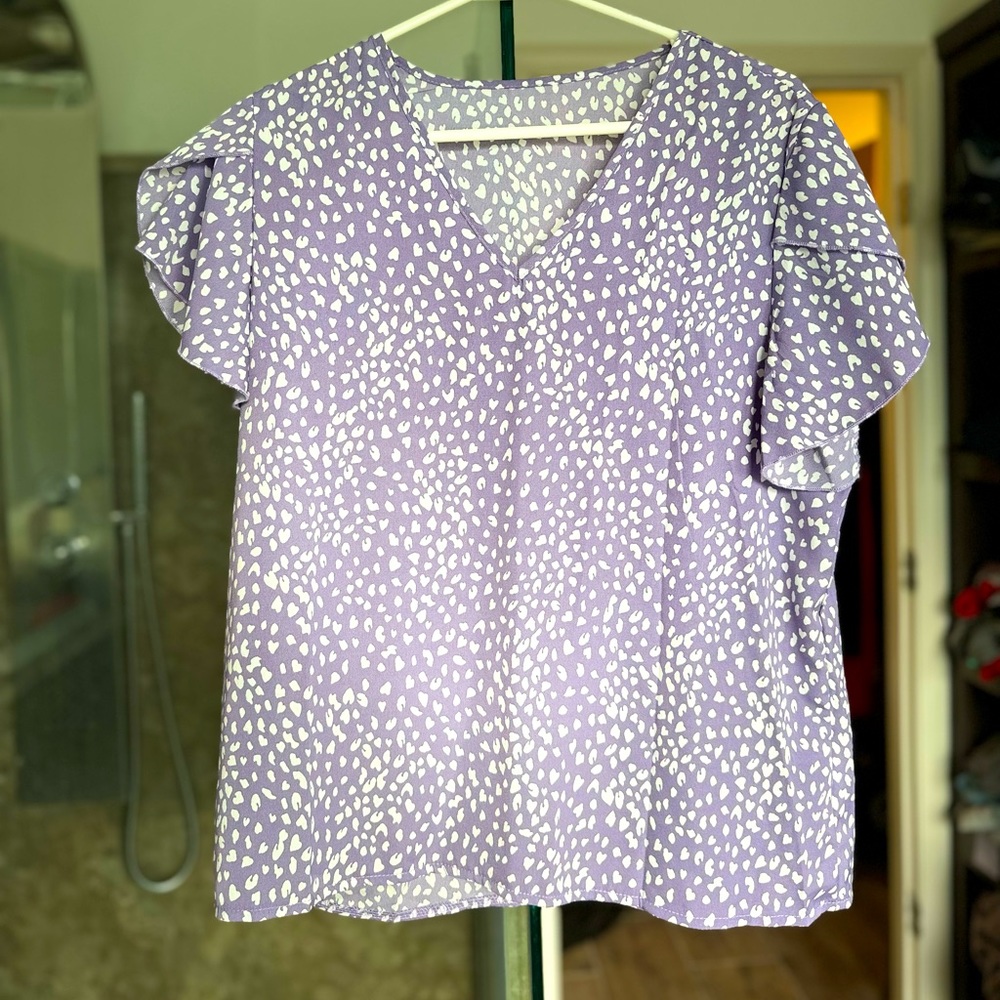 Large, flutter sleeve, professional blouse